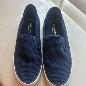 Sperry Perforated Navy Slip-Ons Pier Side Women 8